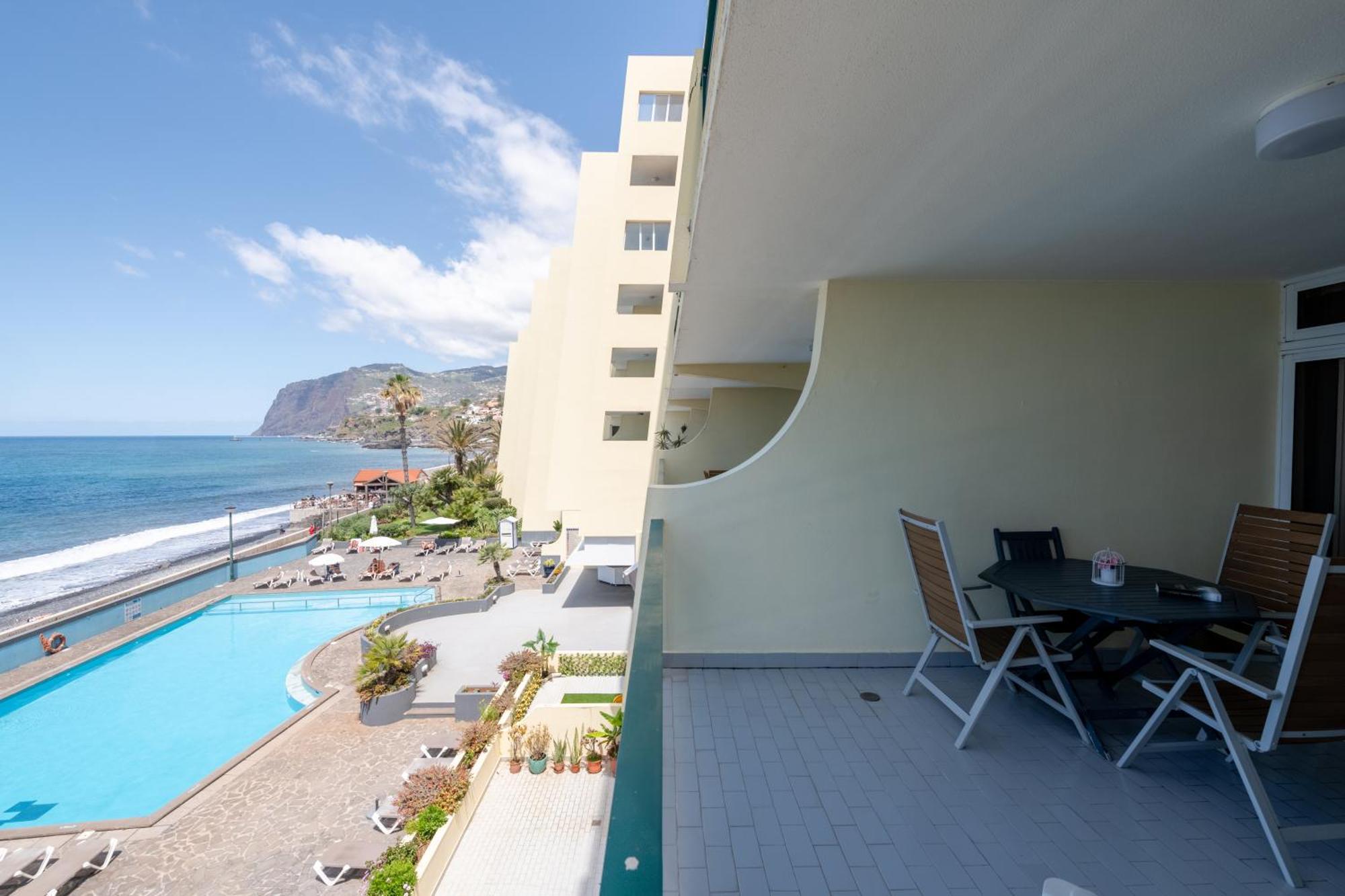 Atlantic View Apartment At Formosa Beach Фуншал Екстер'єр фото