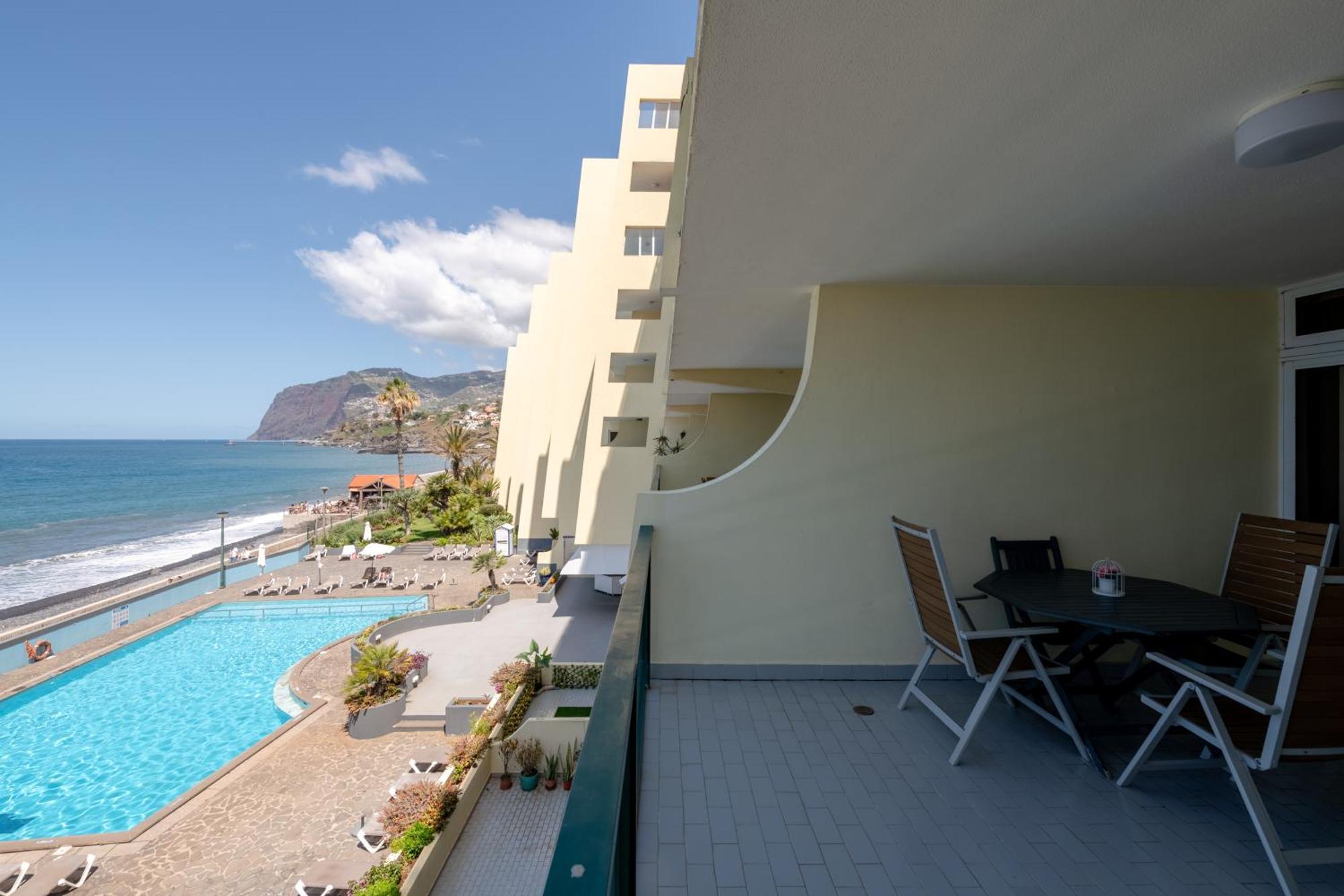 Atlantic View Apartment At Formosa Beach Фуншал Екстер'єр фото